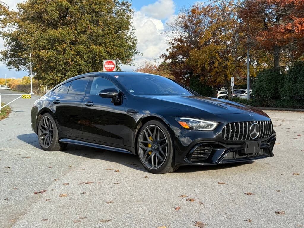 Mercedes-AMG GT 63 S thumbnail 2