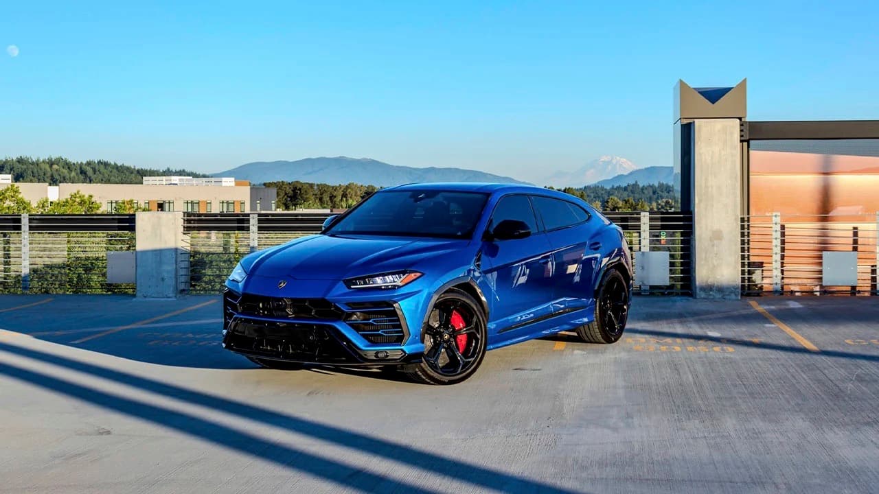 Lamborghini Urus thumbnail 4